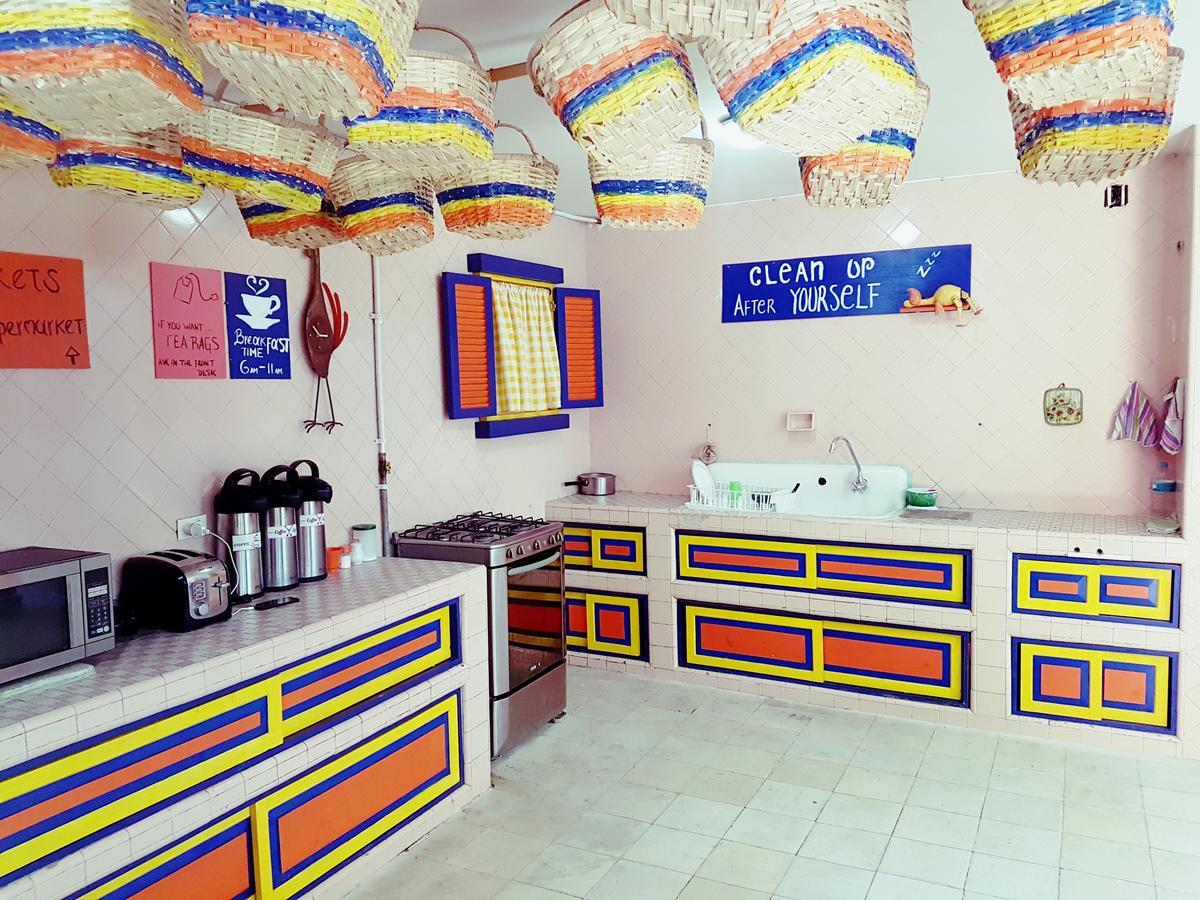 The Pelican Larry Hostel Cali Ngoại thất bức ảnh